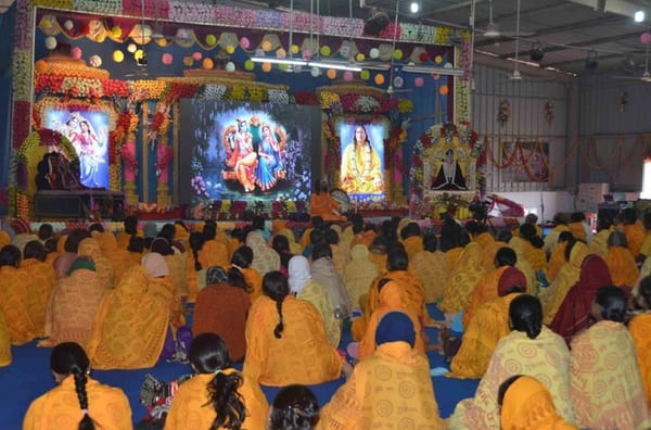 Our 6 wonderful memories from JKYog Sadhana Shivir in Banara